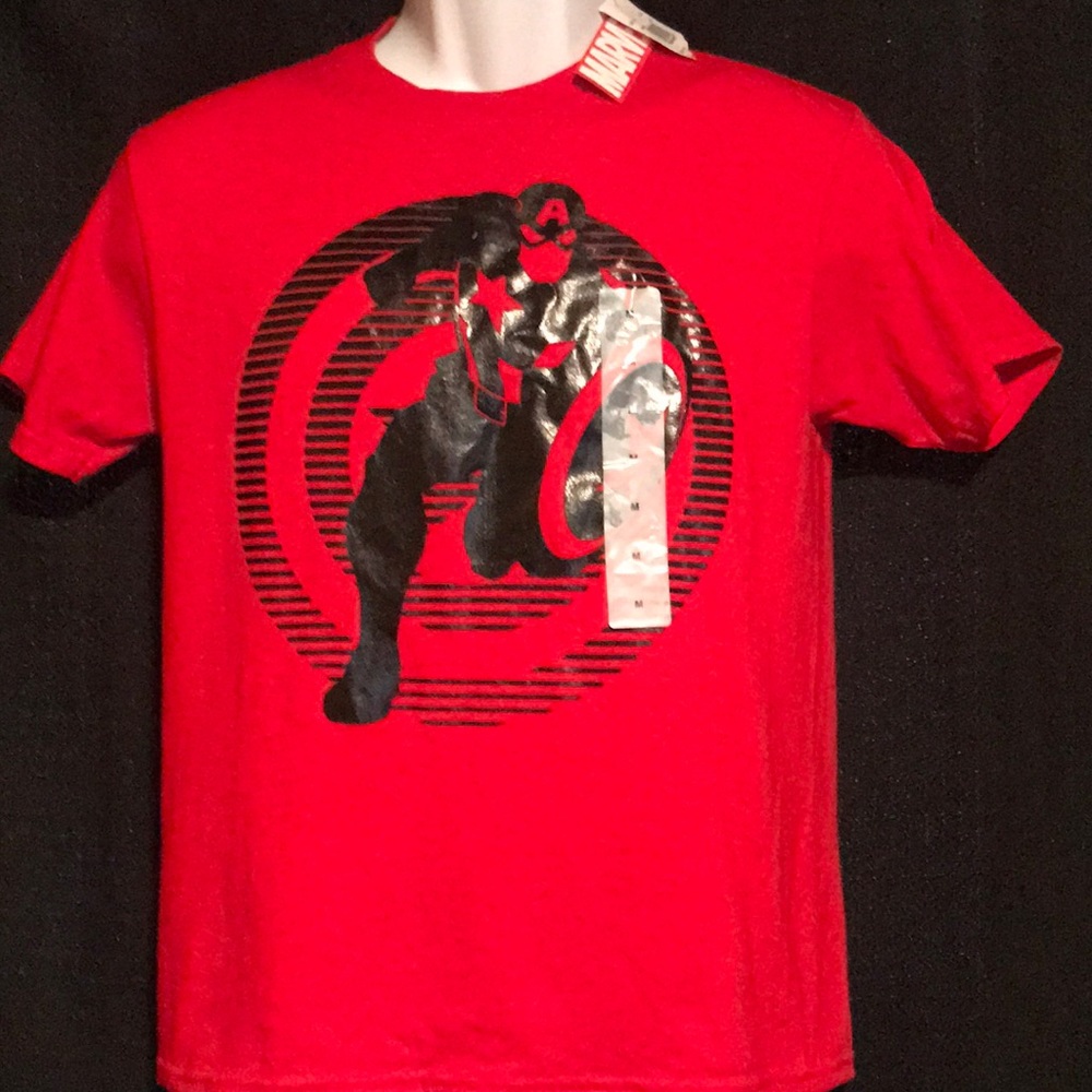 Captain America T-shirt NWT